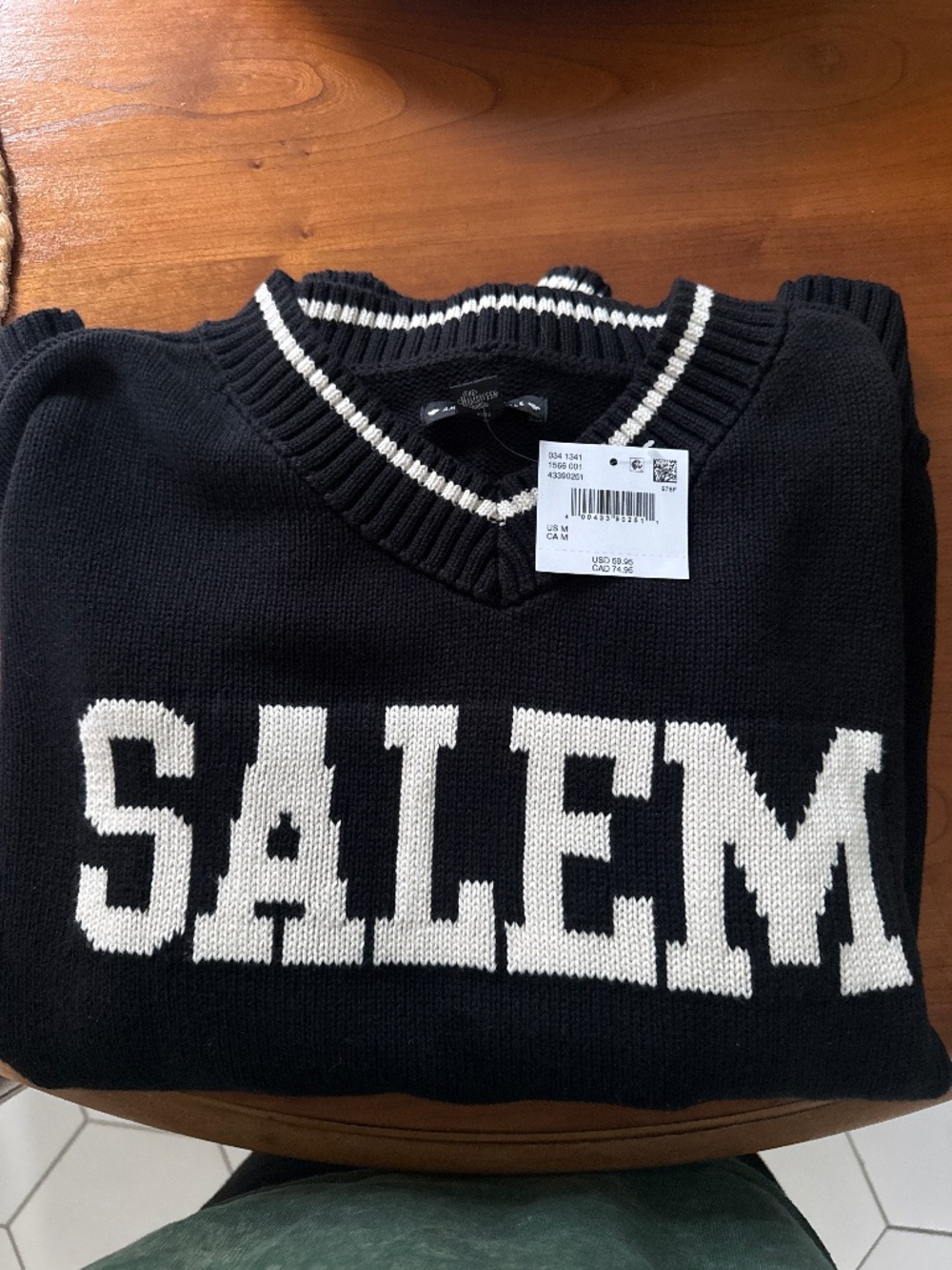 Salem American eagle sweater